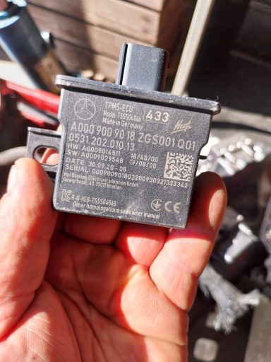 A0009009018 - MERCEDES W177 TPMS-ECU МОДУЛЬ ТИСКУ В КОЛЕСІ