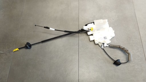 Audi A7 4G 2016 lock door right rear part 4G8839016