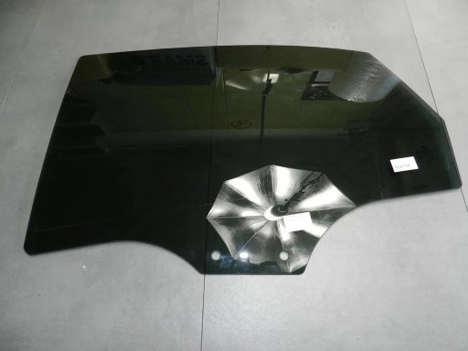 Audi S3 A3 8Y стекло левое заднее 8Y5845205A 2020