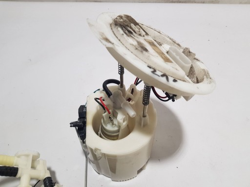 feed pump PLYWAK Mercedes C W204 W212 1.8 CGI 2044700294