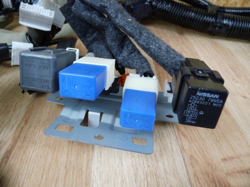 Nissan X-Trail T32 cables bundle wiring 24010 7FY30
