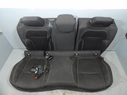 RENAULT MEGANE IV SEDAN sedacka sedačka záď