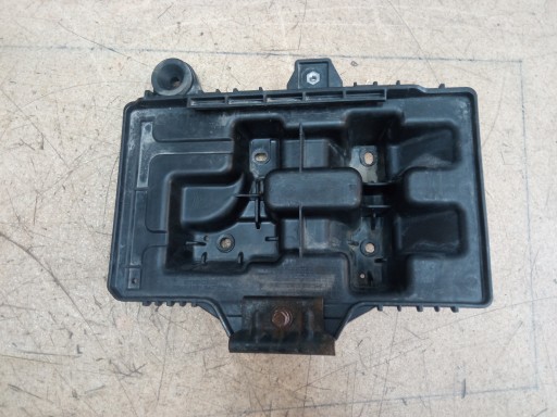 БАЗА АККУМУЛЯТОРНОЇ ПОЛИЦІ HYUNDAI TUCSON III 2015-2020 37150-D3000