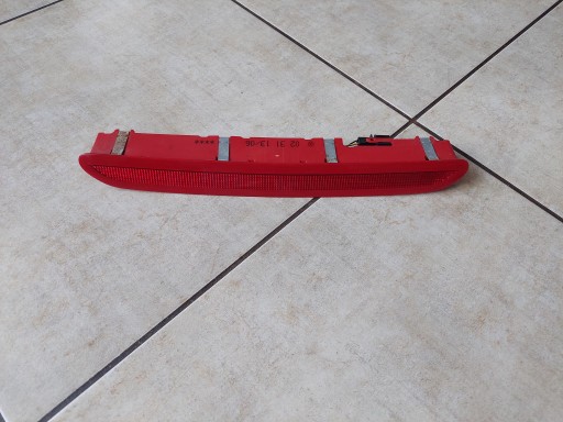 1K6945097B 1 - Стоп-сигнал - vw golf v vi - vw passat b6