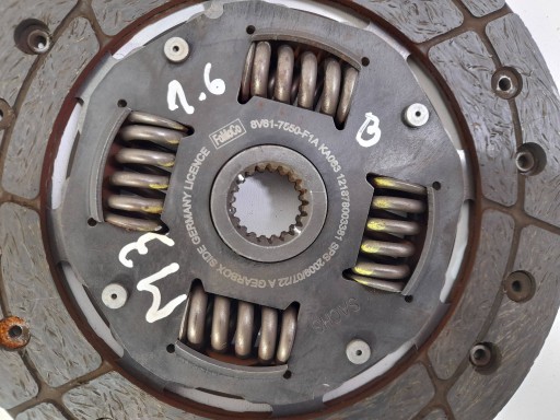 Mazda 3 BL 1,6B Disque Embrayage 8V617550F1A (12)