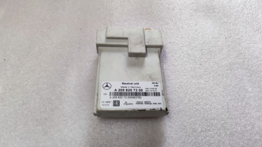 2058207300 - Mercedes C w205 Webasto a2058207300 Модуль приемника