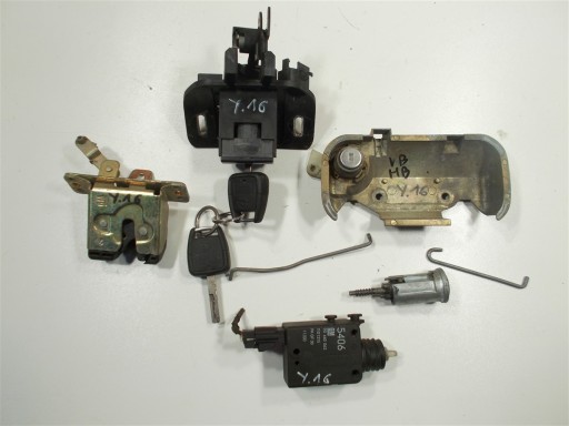 VECTRA B HB ЗАМОК БАГАЖНИКА ЗАМОК ЗАПАЛЮВАННЯ КОМПЛЕКТ. Устілка