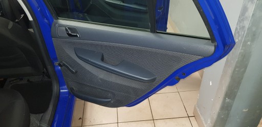 БЕКОН ПРАВИЙ ЗАДНІЙ SKODA FABIA 1 І LIFT ОЗДОБЛЕННЯ