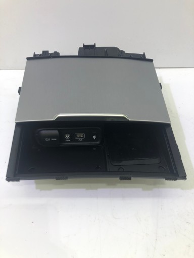 84680-j5600 - KIA STINGER USB AUX ИНДУКЦИОННОЕ ЗАРЯДНОЕ УСТРОЙСТВО
