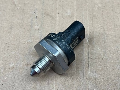Capteur Pression Carburant AUDI A4 B9 06L906054D !J