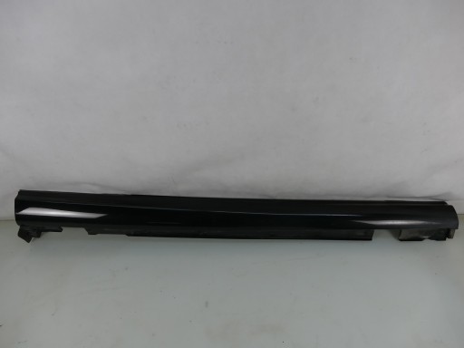 MERCEDES W209 C209 LIFT AMG lišta prahová pravá barva 197