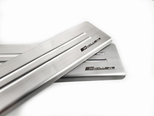 Citroen C4 Grand Picasso 2 накладки на пороги