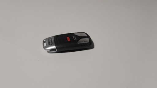AUDI A4 B9 key PILOT 4M0959754AK