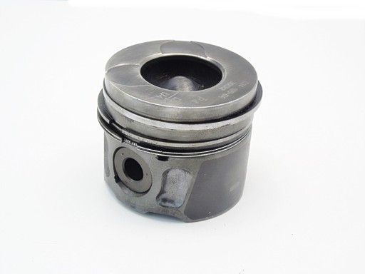 Поршень 8570 2.0 D V50 C70 C30 S40 S80 SCUDO EXPERT