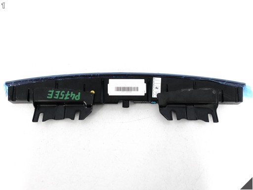 ASTON MARTIN VANTAGE 18- cap light light STOP CENTARALNE CIEMNE SMOKED