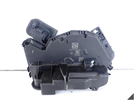 VW TOURAN 5TA AUDI A3 S3 8Y0 CUPRA SKODA lock mechanism door right rear part