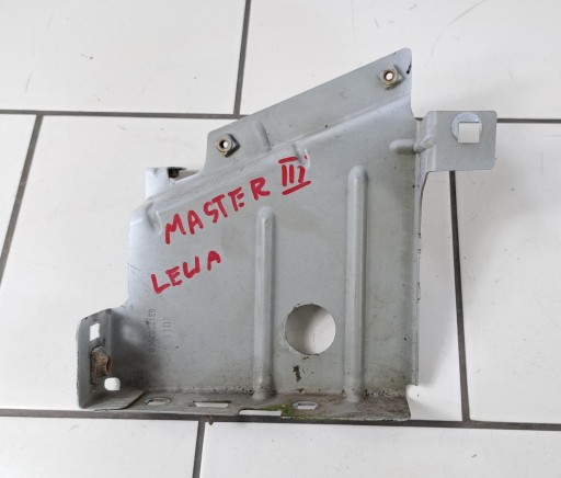 MASTER III 3 ГРЯЗЕВОЕ КРЕПЛЕНИЕ ЛЕВОЕ 631236296R