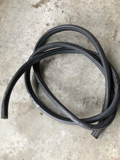 SUBARU LEGACY VI 6 ПРОКЛАДКА ДВЕРЕЙ ЛІВА ПЕРЕДНЯ 15-