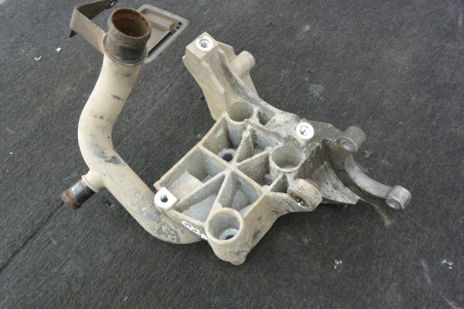 Stütze ALTERNATORA 3.0 TDI AUDI Q7 4L VW TOUAREG 7L