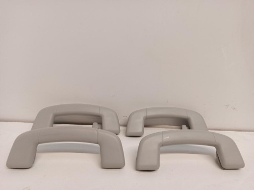 3V0857643A - SKODA SUPERB РУЧКИ РУЧКИ КОМПЛЕКТ 3V0857607A