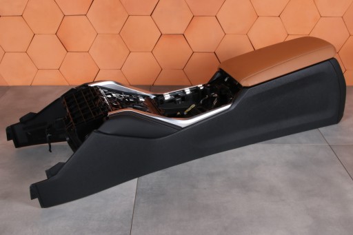 BMW G20 G21 G22 G23 G26 TUNEL central armrest VERNASCA COGNAC 18 km!!