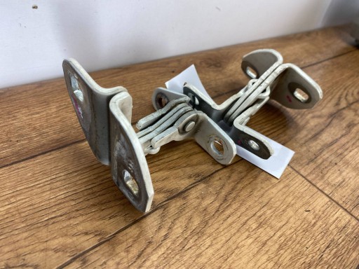 hinges door tylnych prawych Cadillac Escalade IV 2015+
