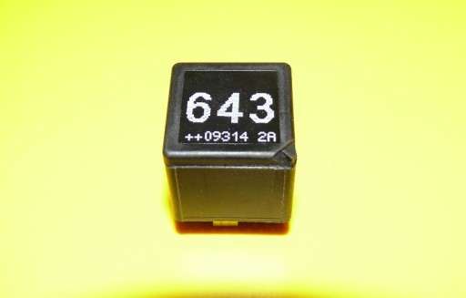 Relay ventylátorov 643 AUDI A6 C6 04-08r. 8K0951253