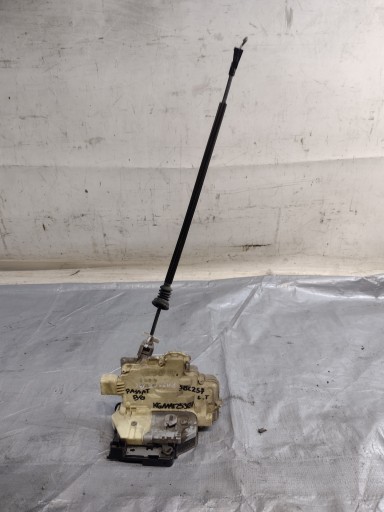schloß tür links heck Volkswagen Passat B6 sedan 3C4839015A