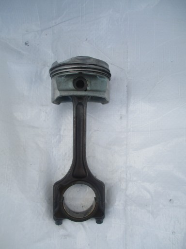 77L54 P813 - ПОРШЕНЬ ШАТУН МИНИ PEUGEOT CITROEN 1.4 1.6 VTI