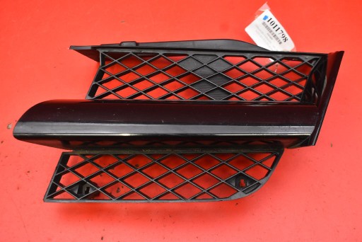 front PREKLADgrill left black MR971687 MITSUBISHI OUTLANDER 1 and 01-08