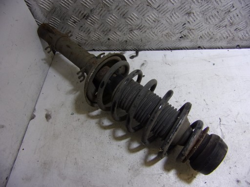 MCPERSON shock absorber front front VOLKSWAGEN GOLF 4 1J04130315