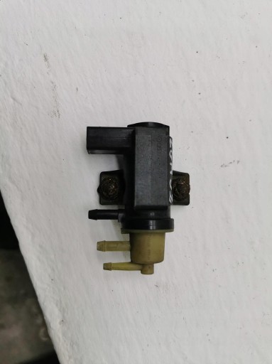 Sensor Unterdruck VW TOURAN und 2.0 TDI 1K0906627A