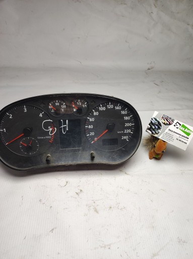 Счетчик AUDI A3 8L0919880X
