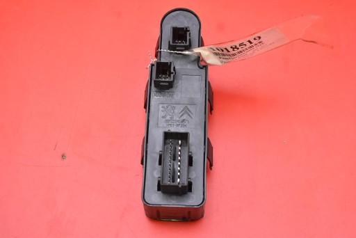 control panel of the window EU 96650621ZD PEUGEOT 3008 1 and 10-13