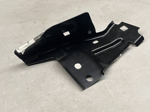 holder of a fender left front RENAULT ARKANA 622B77119R @A