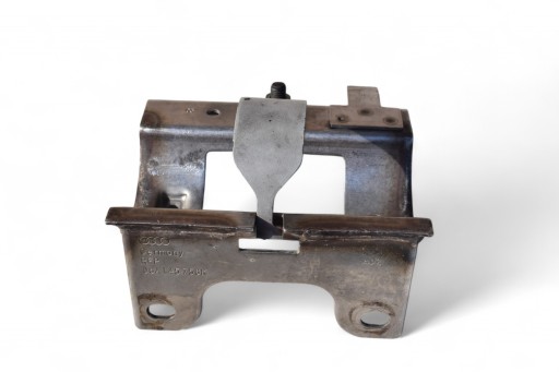 držač Rury Dolotowej AUDI A3 S3 8L TT 8N SEAT LEON i 1.8 T 06A145756K