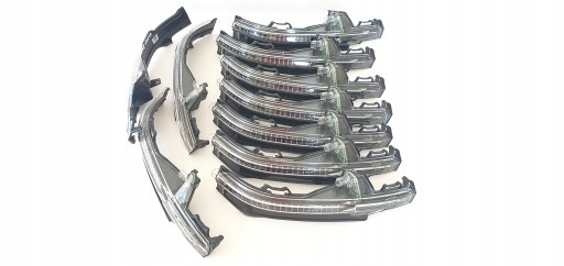 4M0949102 - Указатель поворота зеркала Audi Q7 правый OE новый