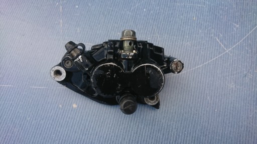 Asdasd134353143412 - honda CR 125 250 передній Затискач хороший