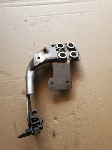 31439528 - КРОНШТЕЙН ВЫХЛОПНОЙ СИСТЕМЫ VOLVO XC90 II