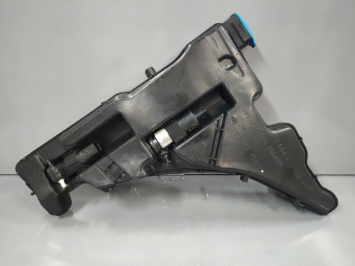 8W0955451L - A4 8W B9 A5 F5 бачок омывателя насос