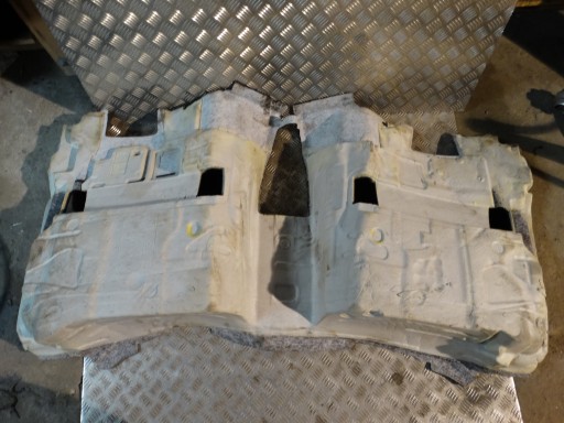 IDEALNY carpet rear MERCEDES W205 sedan 1