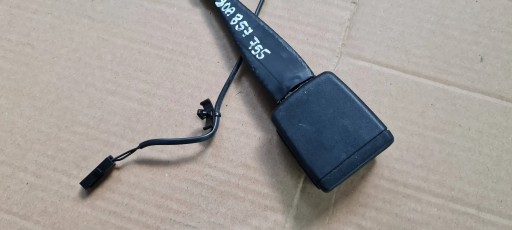 Q5 80A ZAPINKA KLAMRA ZAPIECIE supports left right front 80A857755