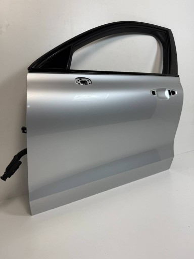 Volvo V60 II 2022 door front left 711 71100