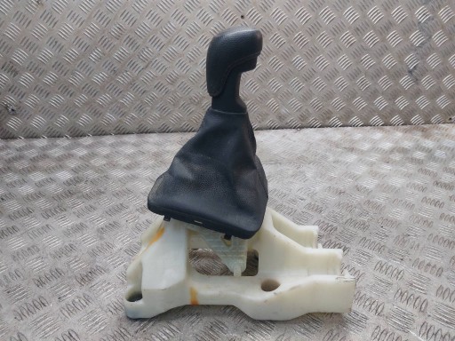 gear lever changes of the gear KIA CEED III 1.0 T-GDI 43700-F2100