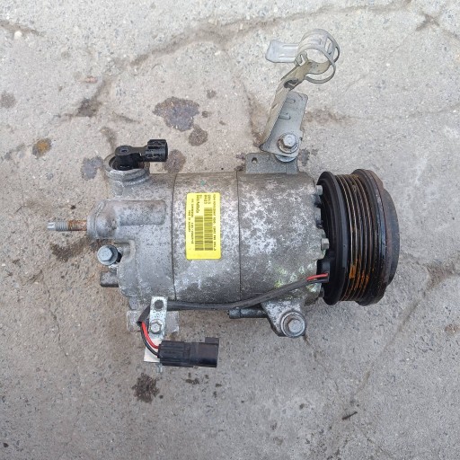Ford Fiesta MK7 LIFT 1.0 kompresor klimatizaci