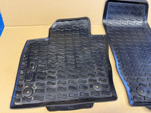 AUDI Q3 LIFT koberečky gumové stěrače předek KOMPLET 8U1061501