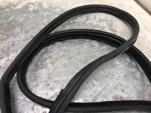 gasket bonnet boot MERCEDES W212 KOMBI A2127400278