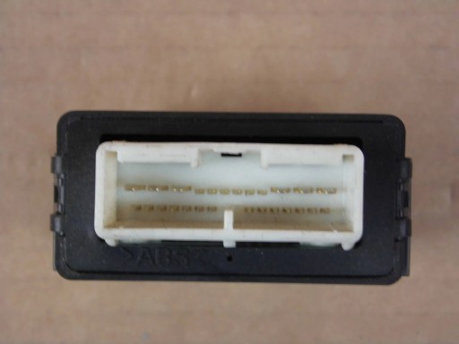 Toyota Auris e modulo Centralina computer Relè tergicristalli 85940-02050