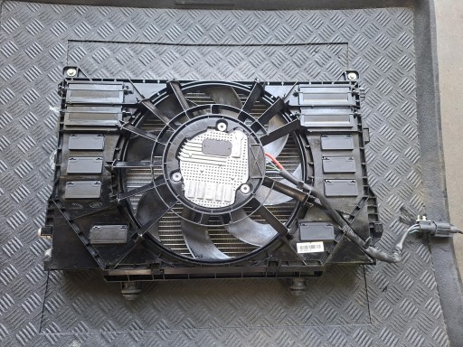 Radiatore motore usato KLIMY VENTOLA KOMPLET radiatore JAGUAR e-PACE X590 EV400