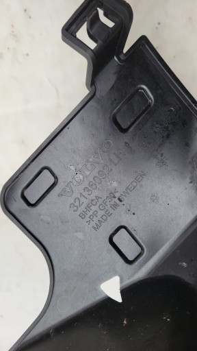 VOLVO XC40 17- bumper bracket left front front 32136092
